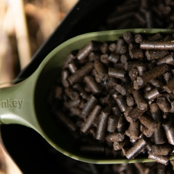 PELLET HEMP - pellet z konopii 100%, 6mm - wiadro 7kg